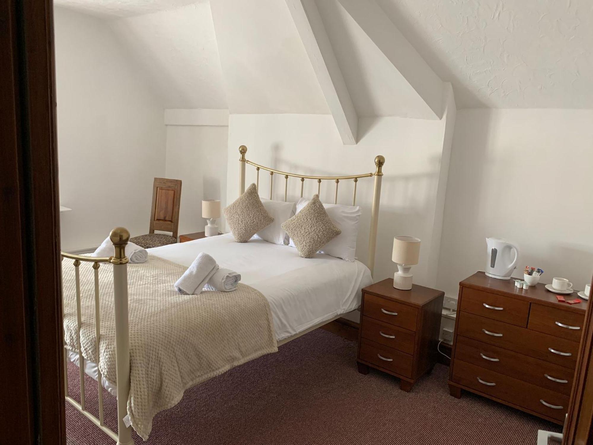 The Bull Hotel Llangefni Kamer foto