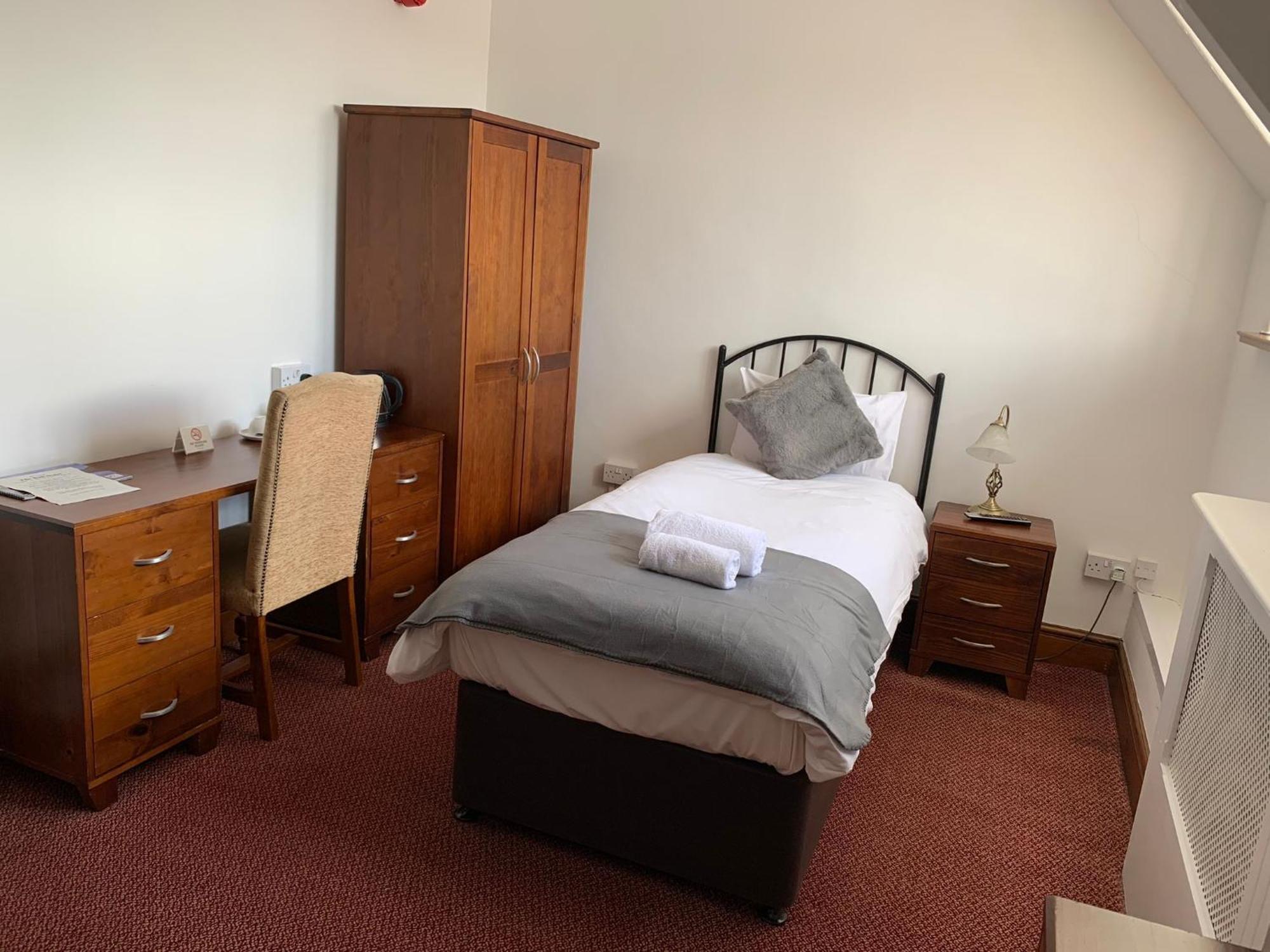 The Bull Hotel Llangefni Kamer foto