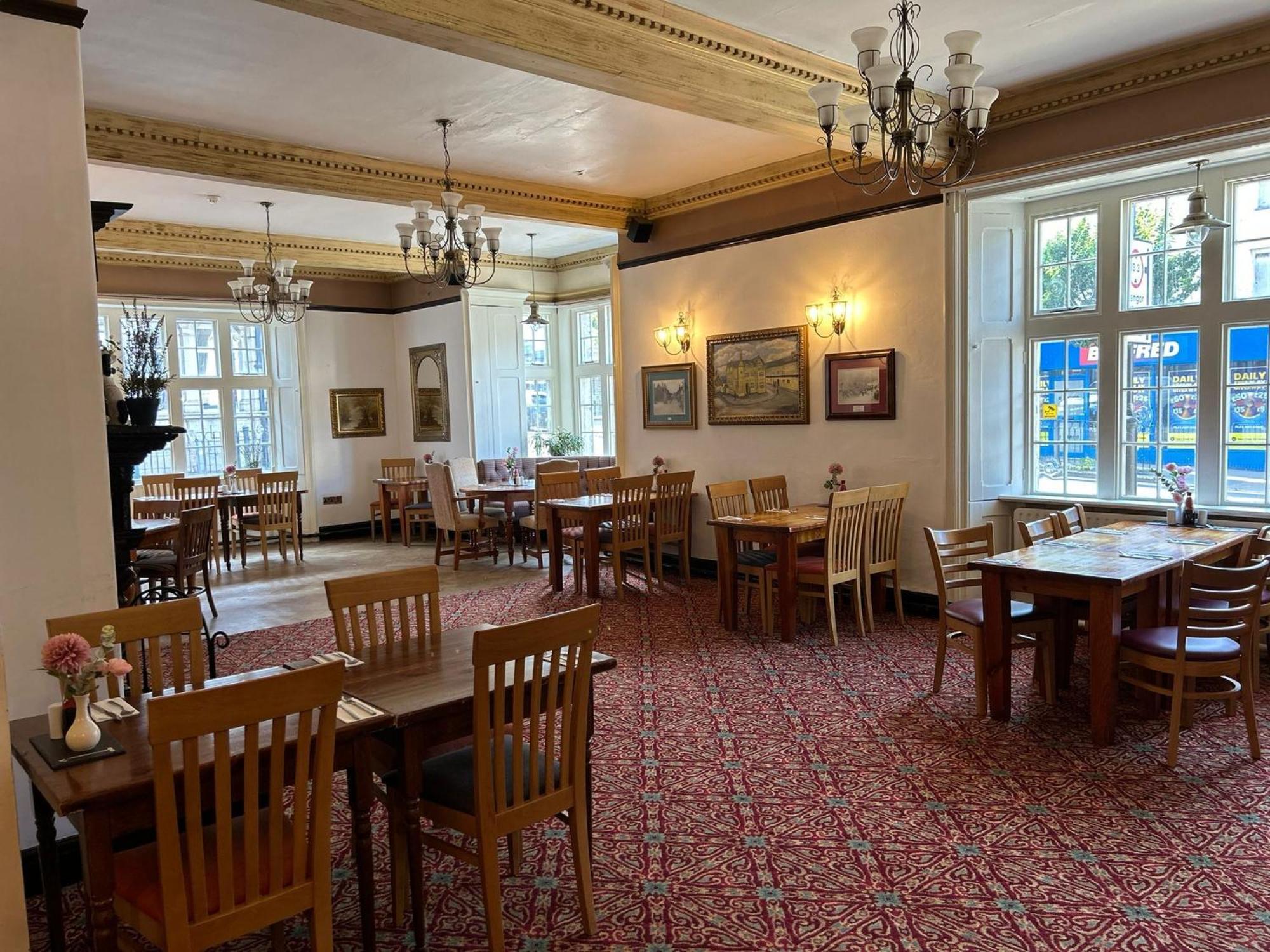 The Bull Hotel Llangefni Buitenkant foto