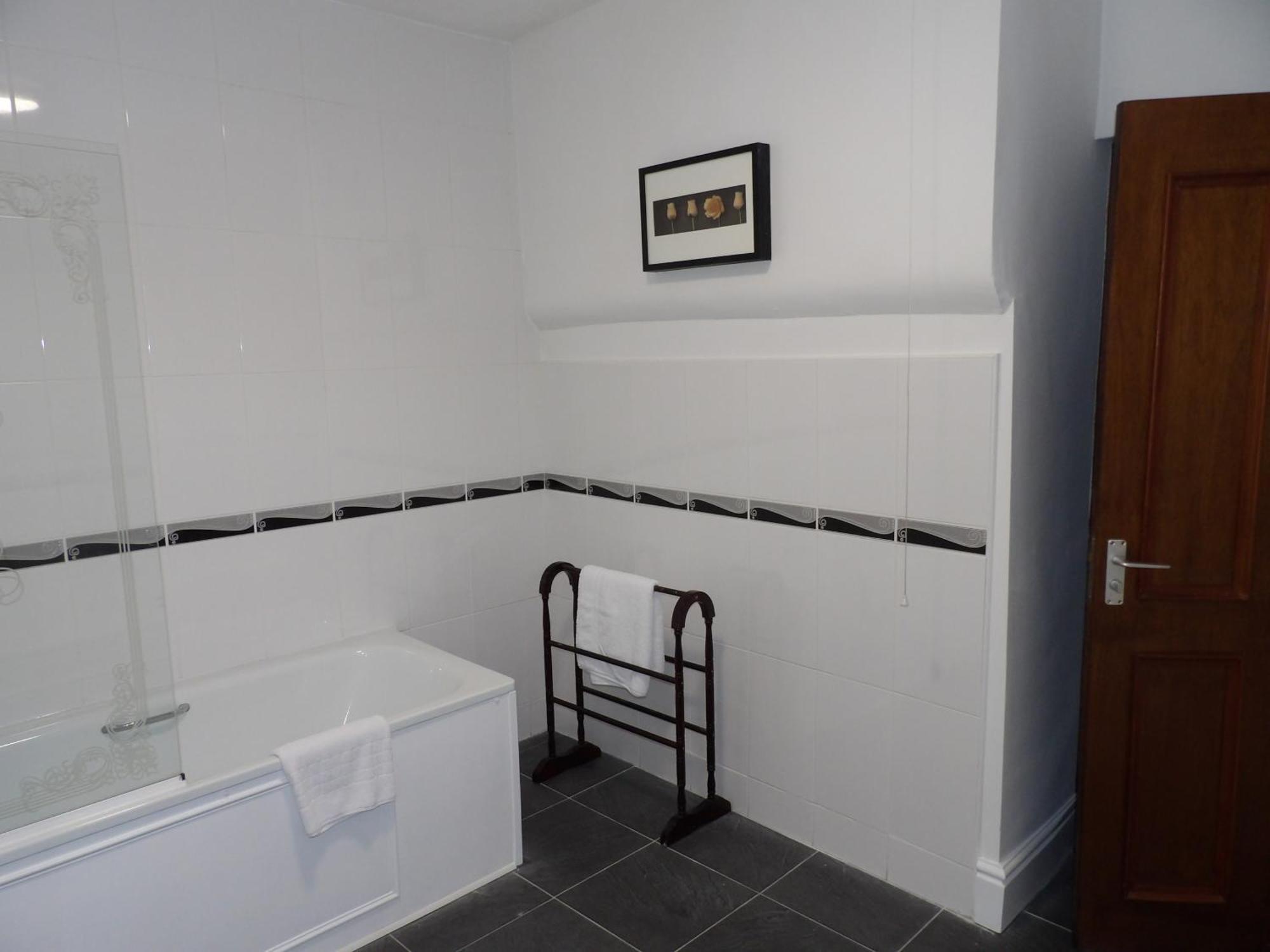 The Bull Hotel Llangefni Buitenkant foto