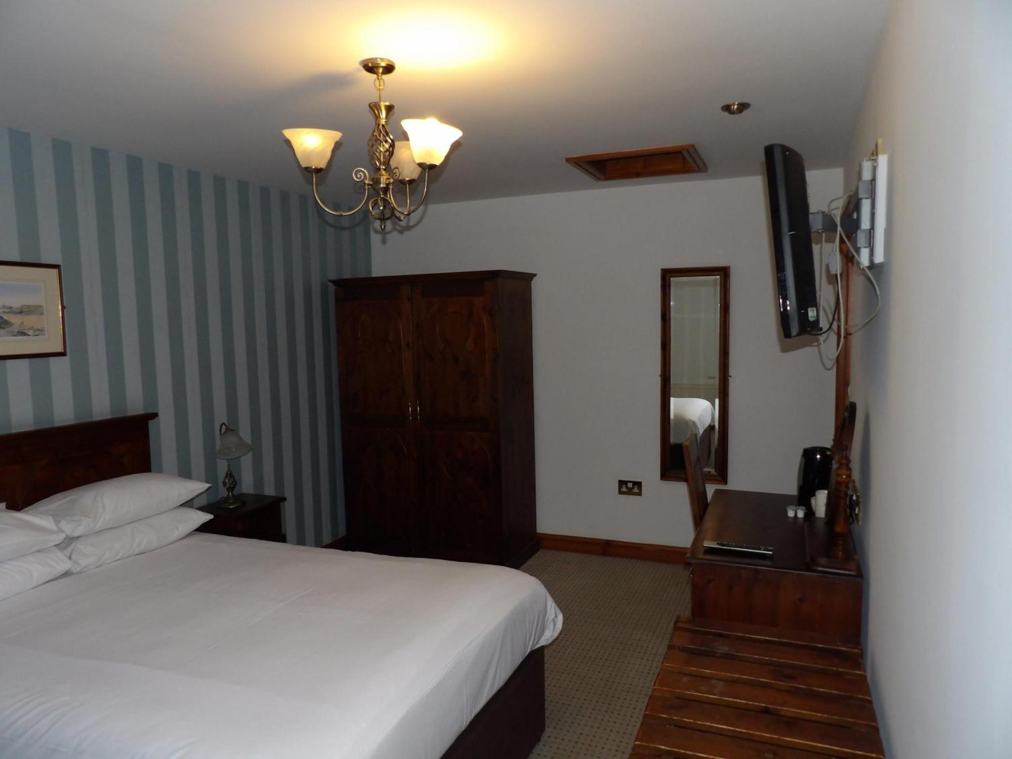 The Bull Hotel Llangefni Buitenkant foto